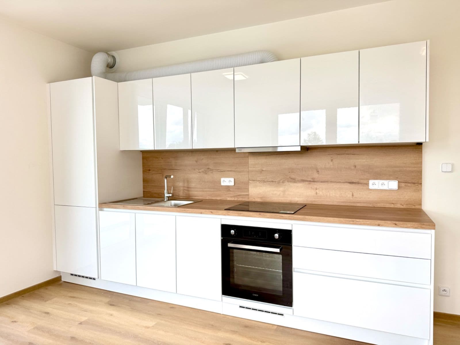 Pronájem bytu 2+kk 50 m², Pod Harfou, Praha, Praha Pronájem bytu 2+kk 50 m², Pod Harfou, Praha, Praha