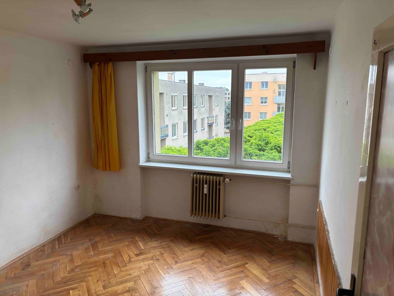 Prodej bytu 3+1 64 m², Družstevní, Solnice, Královéhradecký kraj Prodej bytu 3+1 64 m², Družstevní, Solnice, Královéhradecký kraj