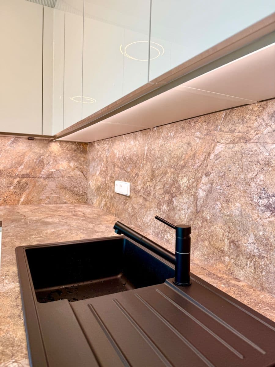 Pronájem bytu 3+kk 90 m², Pod Harfou, Praha, Praha Pronájem bytu 3+kk 90 m², Pod Harfou, Praha, Praha
