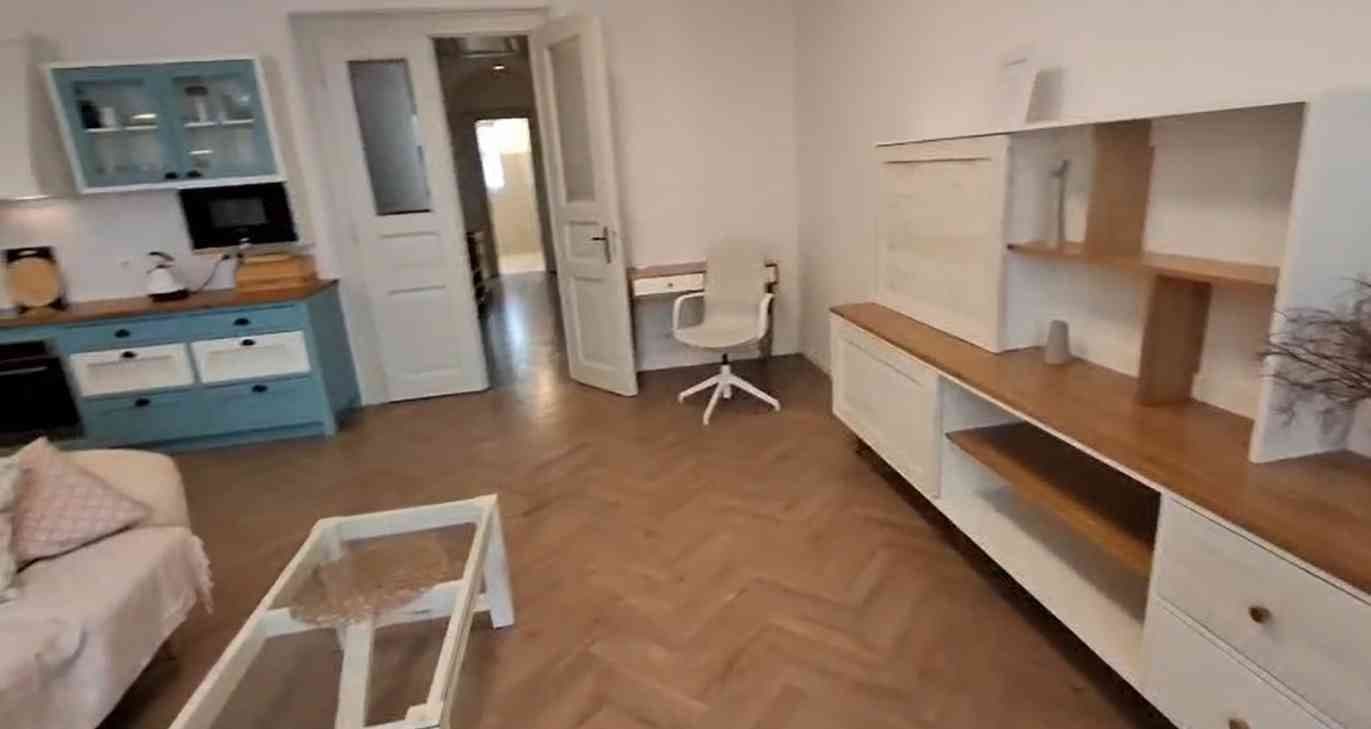 Pronájem bytu 2+kk 84 m², Valentinská, Praha, Praha Pronájem bytu 2+kk 84 m², Valentinská, Praha, Praha