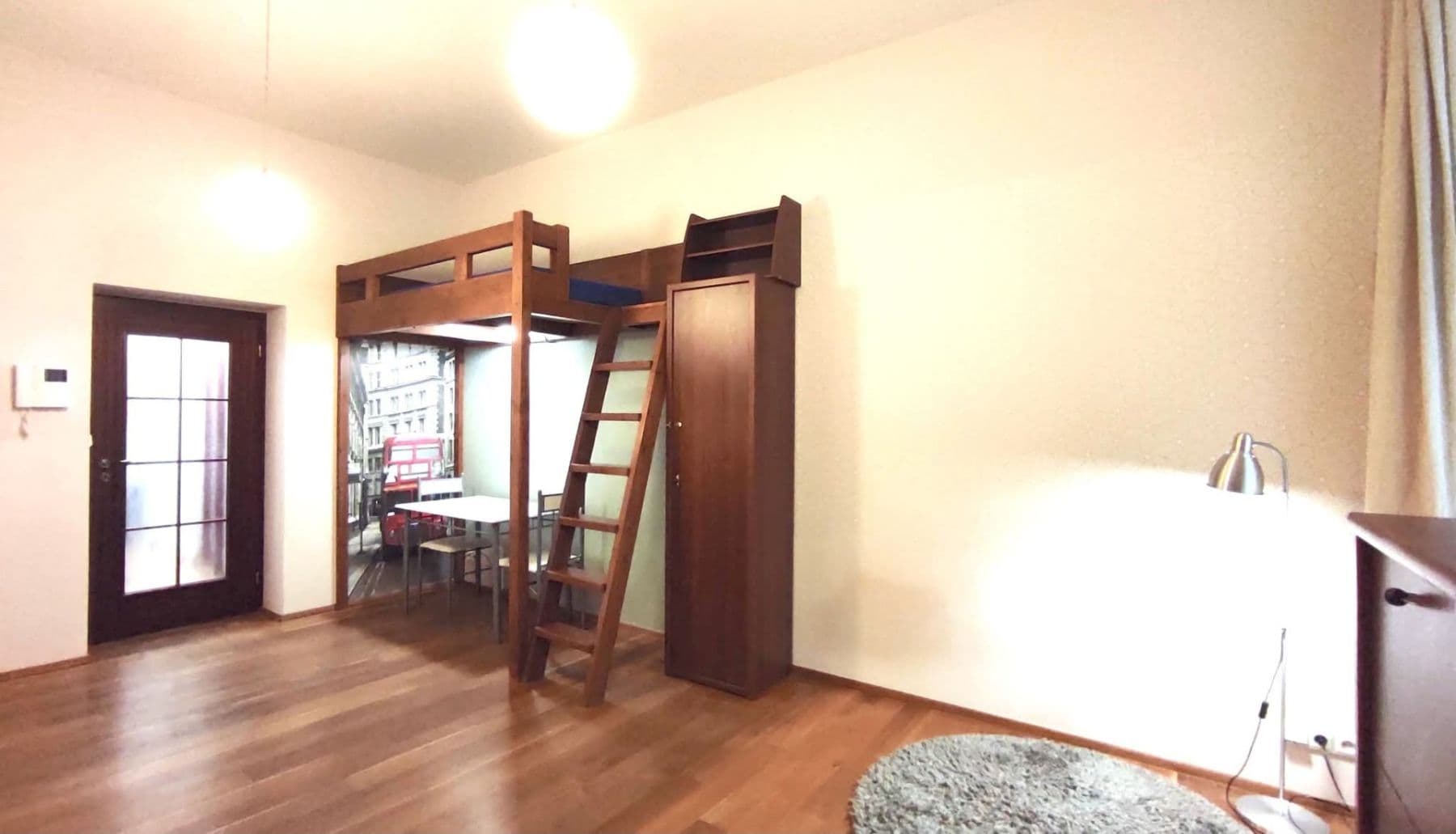 Pronájem bytu 1+kk 30 m², Tyršova, Praha, Praha Pronájem bytu 1+kk 30 m², Tyršova, Praha, Praha