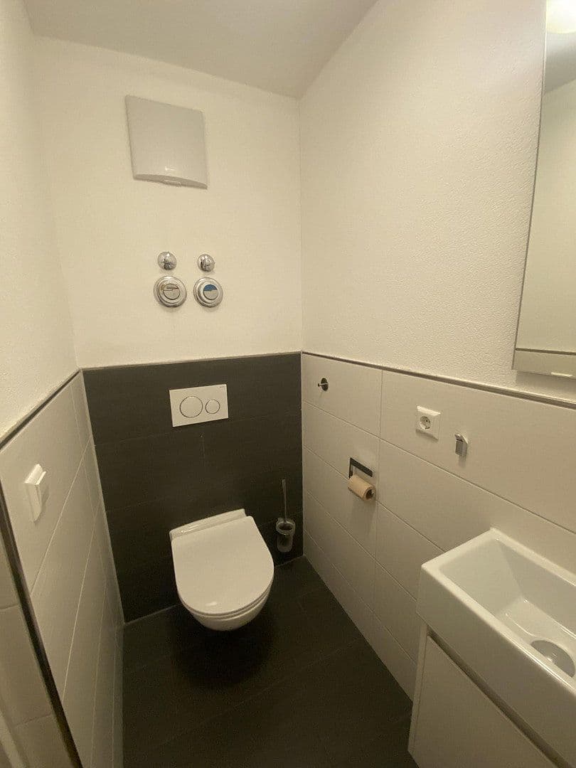 Prodej bytu 4+1 87 m², Filderstadt, Bádensko-Württembersko Prodej bytu 4+1 87 m², Filderstadt, Bádensko-Württembersko