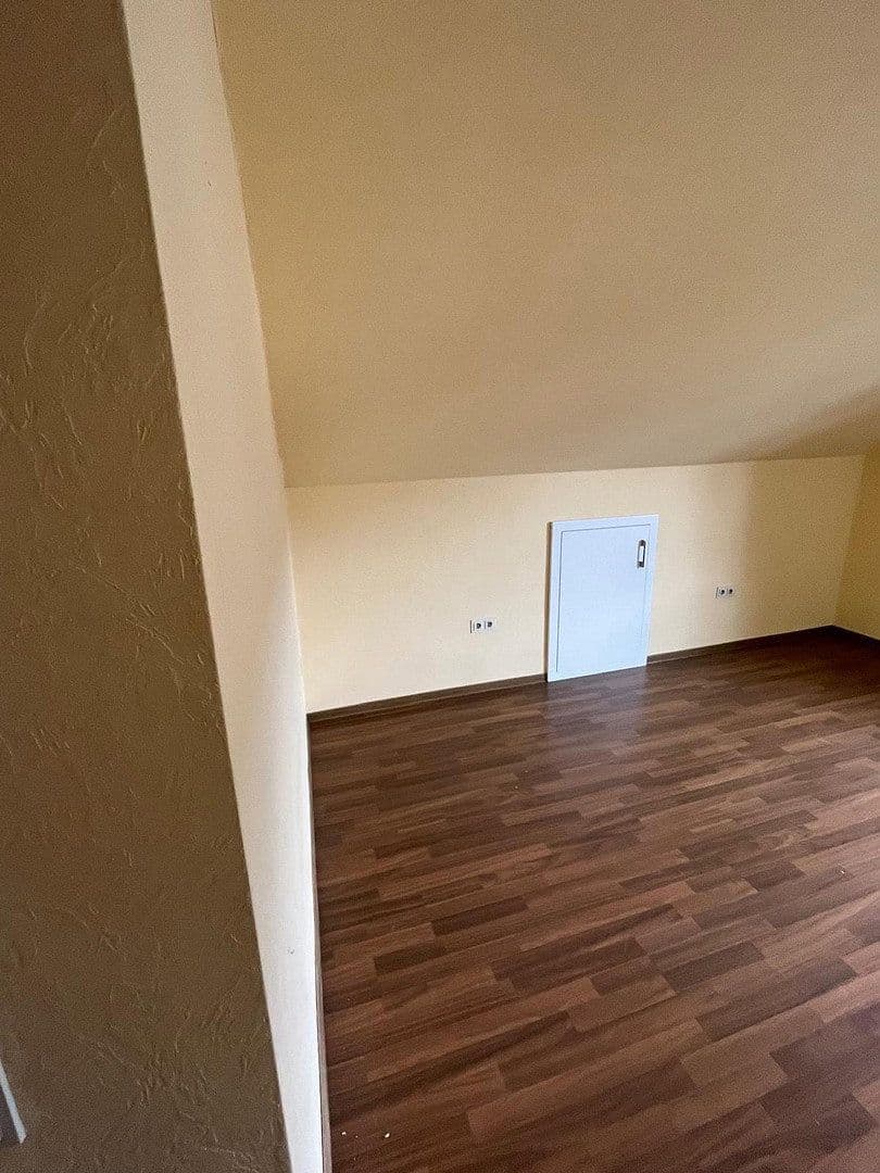 Pronájem bytu 4+1 110 m², Seltrisa-Ring 51a, Selters (Taunus), Hessen Pronájem bytu 4+1 110 m², Seltrisa-Ring 51a, Selters (Taunus), Hessen
