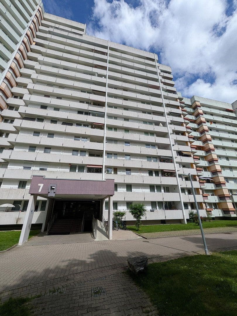 Prodej bytu 3+kk 87 m², Friedrich-Ebert-Str. 7, Sindelfingen, Bádensko-Württembersko Prodej bytu 3+kk 87 m², Friedrich-Ebert-Str. 7, Sindelfingen, Bádensko-Württembersko