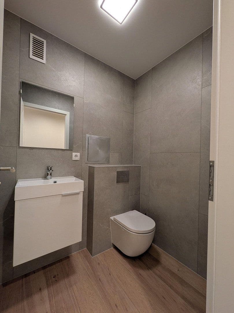 Prodej bytu 3+kk 87 m², Friedrich-Ebert-Str. 7, Sindelfingen, Bádensko-Württembersko Prodej bytu 3+kk 87 m², Friedrich-Ebert-Str. 7, Sindelfingen, Bádensko-Württembersko