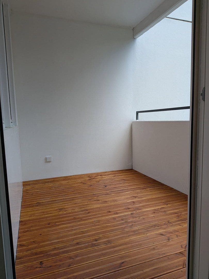 Prodej bytu 3+kk 87 m², Friedrich-Ebert-Str. 7, Sindelfingen, Bádensko-Württembersko Prodej bytu 3+kk 87 m², Friedrich-Ebert-Str. 7, Sindelfingen, Bádensko-Württembersko
