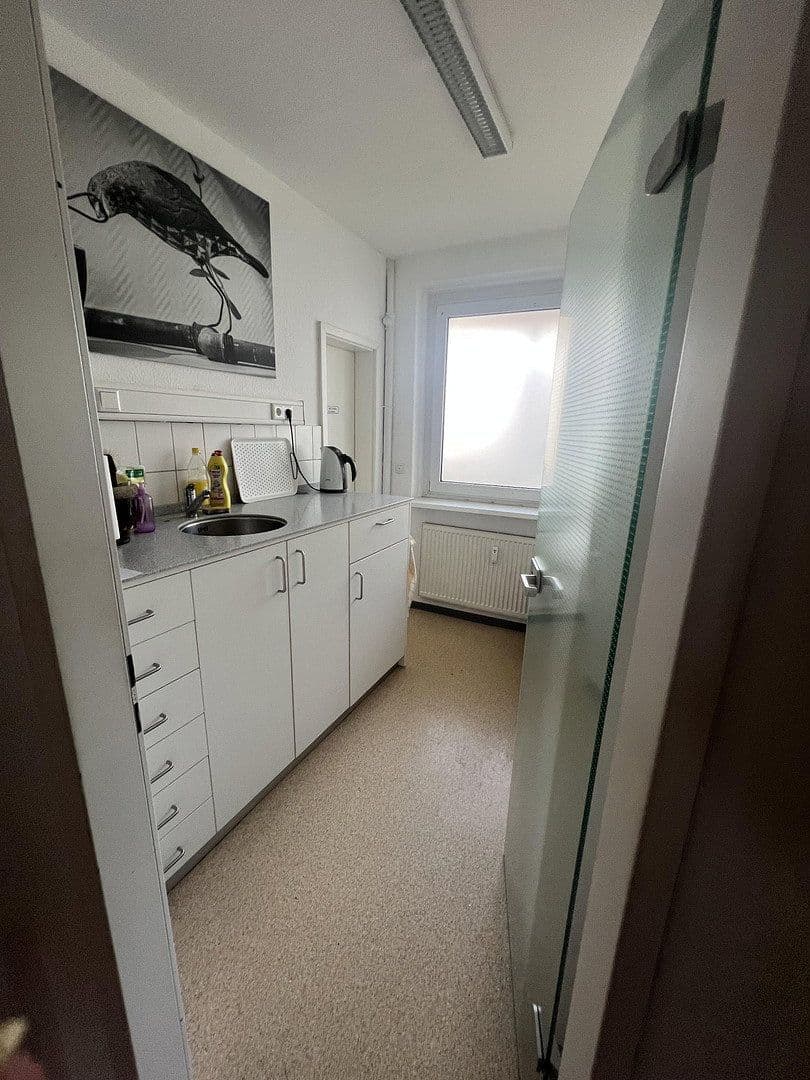Pronájem kanceláře 68 m², Lister Meile 42, Hannover, Dolní Sasko Pronájem kanceláře 68 m², Lister Meile 42, Hannover, Dolní Sasko