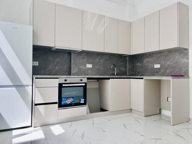 Pronájem bytu 5+1 128 m², Berlin, Berlín Pronájem bytu 5+1 128 m², Berlin, Berlín