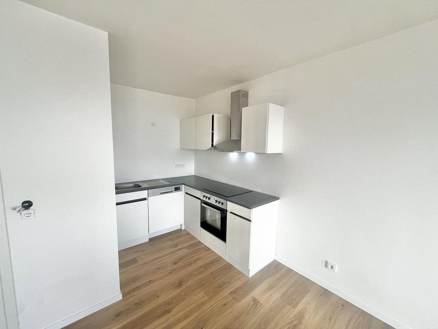 Pronájem bytu 1+1 37 m², Dreieichstraße 21, Dietzenbach, Hessen Pronájem bytu 1+1 37 m², Dreieichstraße 21, Dietzenbach, Hessen