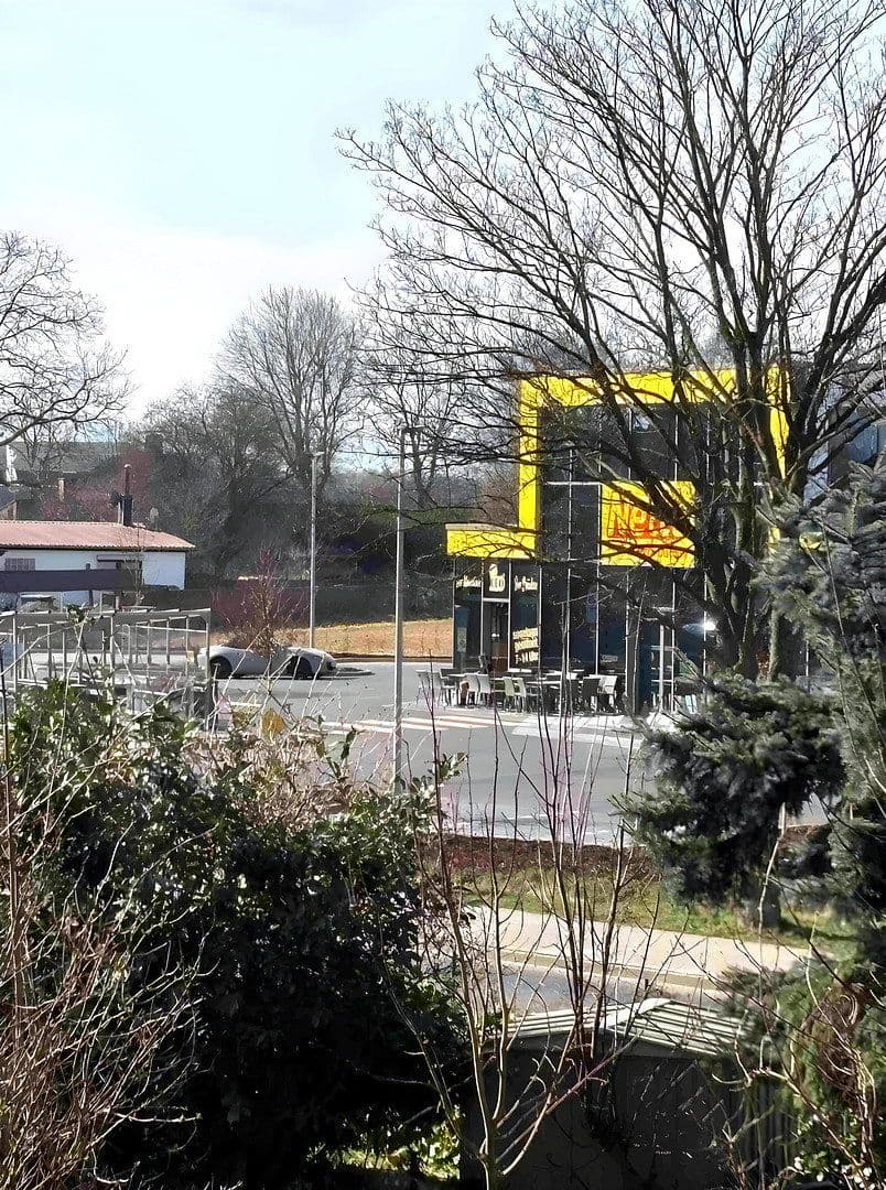 Pronájem bytu 3+1 92 m², Ellener Straße 109, Düren, Severní Porýní-Vestfálsko Pronájem bytu 3+1 92 m², Ellener Straße 109, Düren, Severní Porýní-Vestfálsko