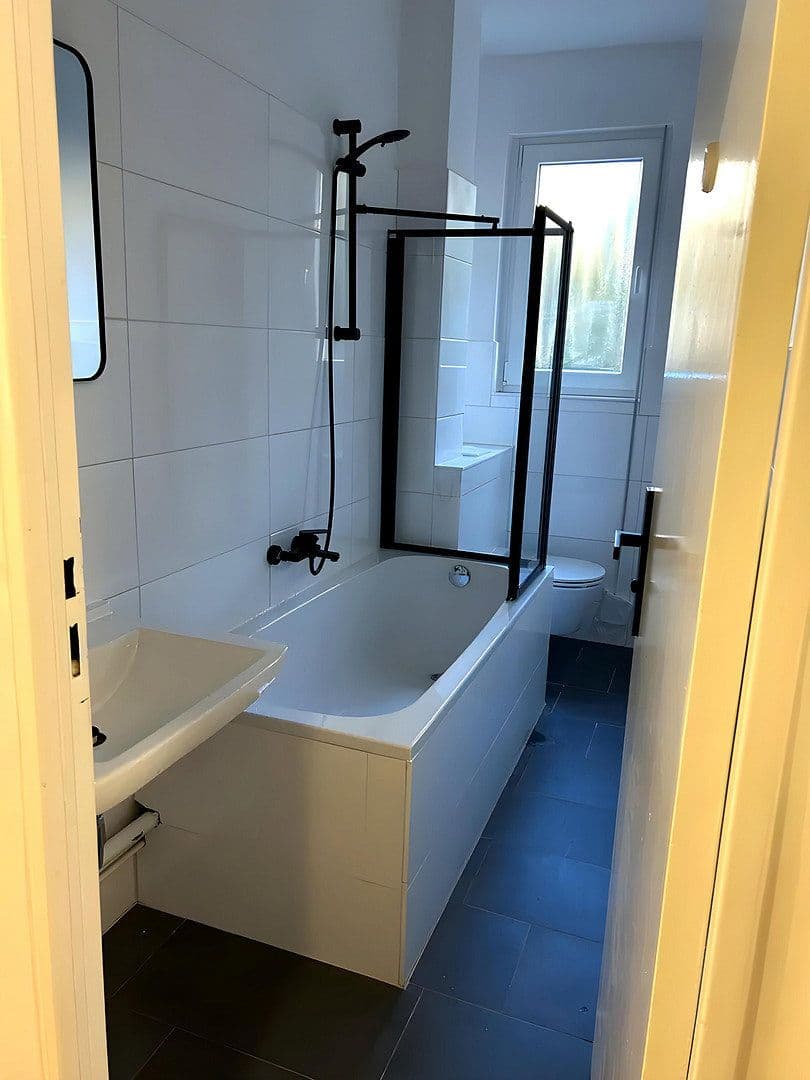 Pronájem bytu 3+1 65 m², Suderoder Straße 6, Berlin, Berlín Pronájem bytu 3+1 65 m², Suderoder Straße 6, Berlin, Berlín