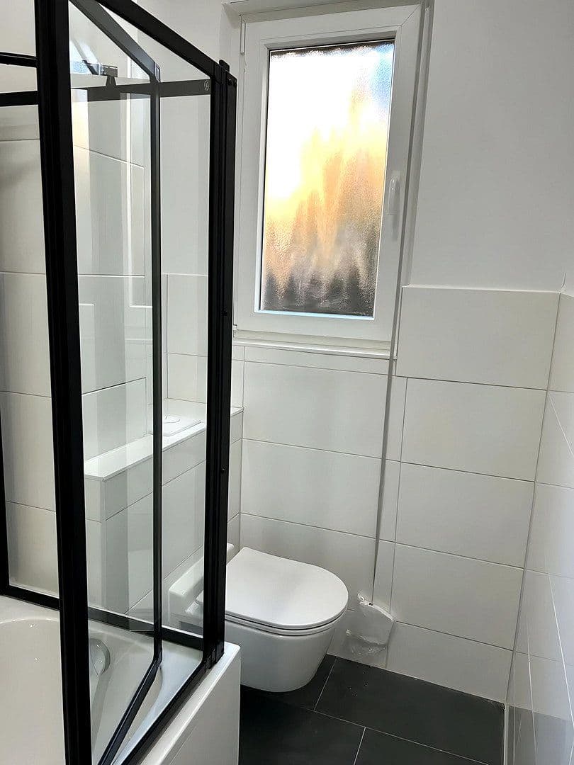 Pronájem bytu 3+1 65 m², Suderoder Straße 6, Berlin, Berlín Pronájem bytu 3+1 65 m², Suderoder Straße 6, Berlin, Berlín