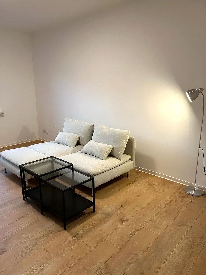 Pronájem bytu 3+1 65 m², Suderoder Straße 6, Berlin, Berlín Pronájem bytu 3+1 65 m², Suderoder Straße 6, Berlin, Berlín