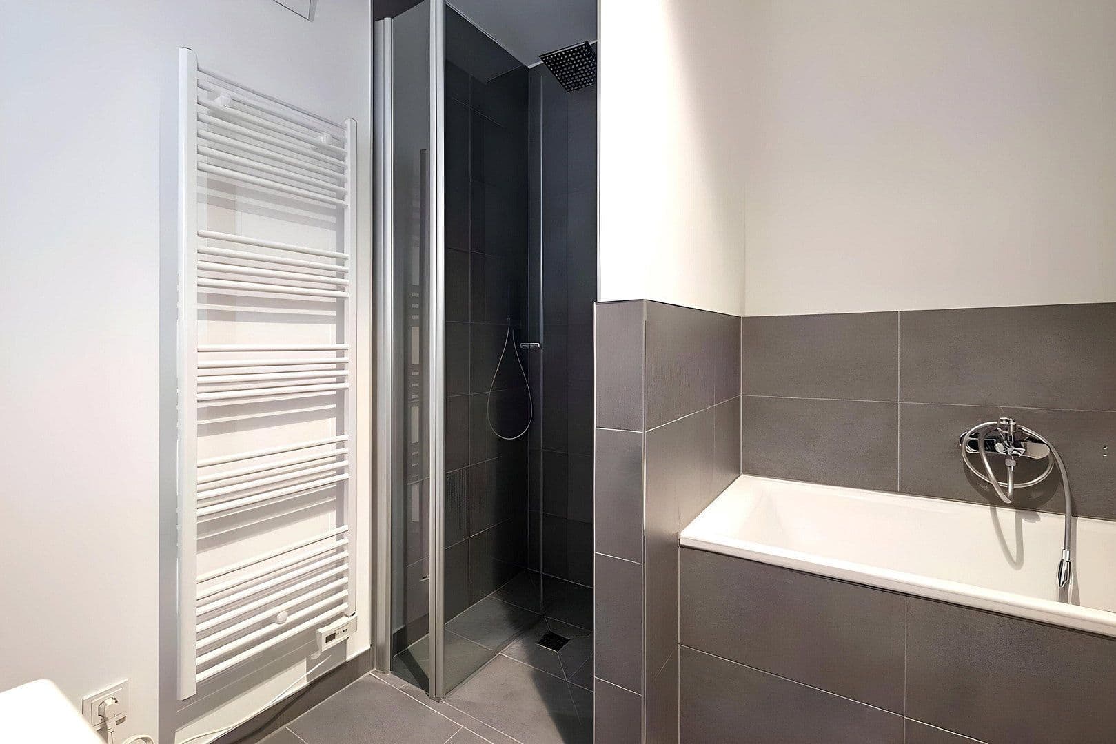 Pronájem bytu 2+1 55 m², Rosenthaler Str. 44, Berlin, Berlín Pronájem bytu 2+1 55 m², Rosenthaler Str. 44, Berlin, Berlín