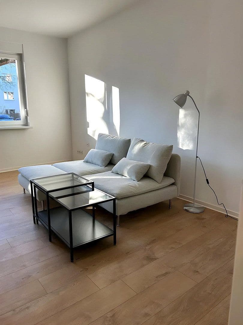 Pronájem bytu 3+1 65 m², Suderoder Straße 6, Berlin, Berlín Pronájem bytu 3+1 65 m², Suderoder Straße 6, Berlin, Berlín