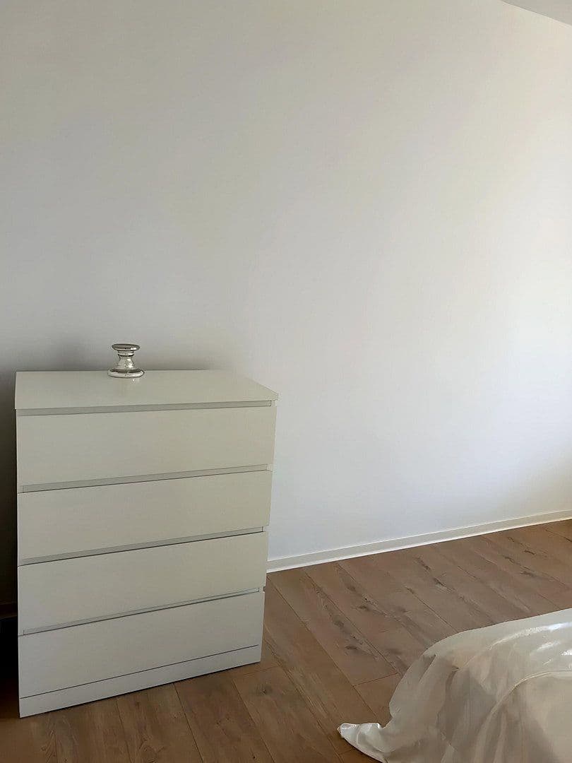 Pronájem bytu 3+1 65 m², Suderoder Straße 6, Berlin, Berlín Pronájem bytu 3+1 65 m², Suderoder Straße 6, Berlin, Berlín