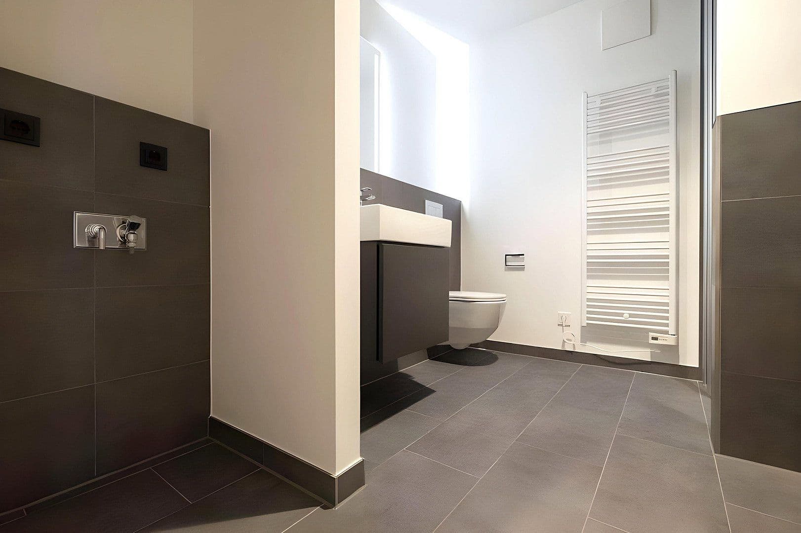 Pronájem bytu 2+1 55 m², Rosenthaler Str. 44, Berlin, Berlín Pronájem bytu 2+1 55 m², Rosenthaler Str. 44, Berlin, Berlín