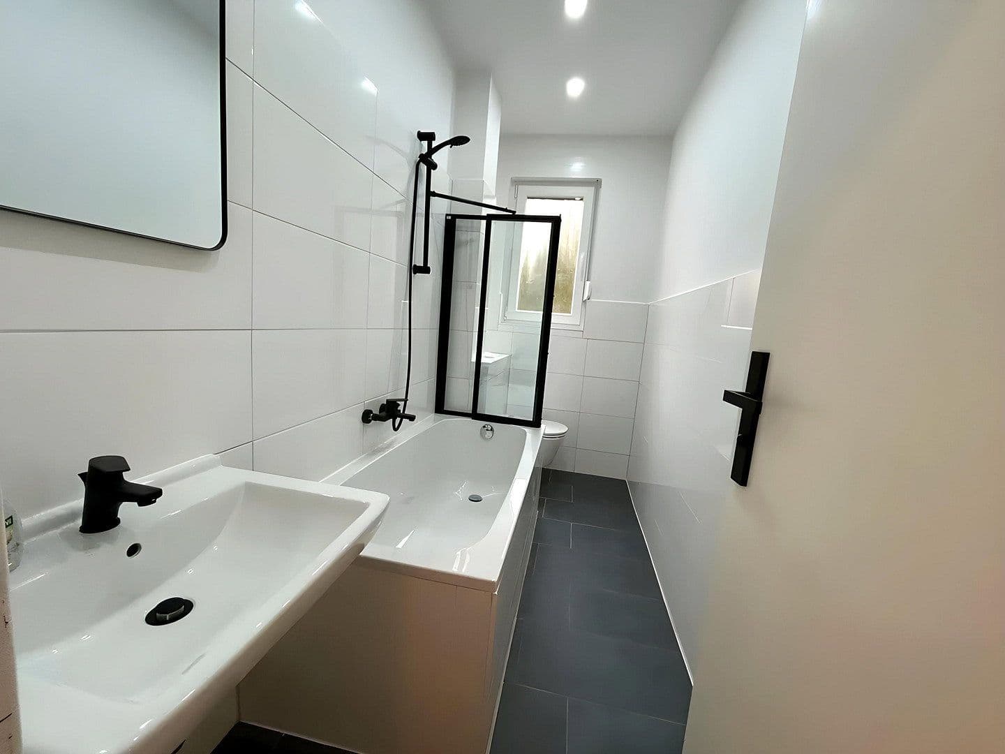 Pronájem bytu 3+1 65 m², Suderoder Straße 6, Berlin, Berlín Pronájem bytu 3+1 65 m², Suderoder Straße 6, Berlin, Berlín