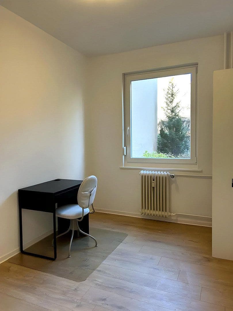 Pronájem bytu 3+1 65 m², Suderoder Straße 6, Berlin, Berlín Pronájem bytu 3+1 65 m², Suderoder Straße 6, Berlin, Berlín