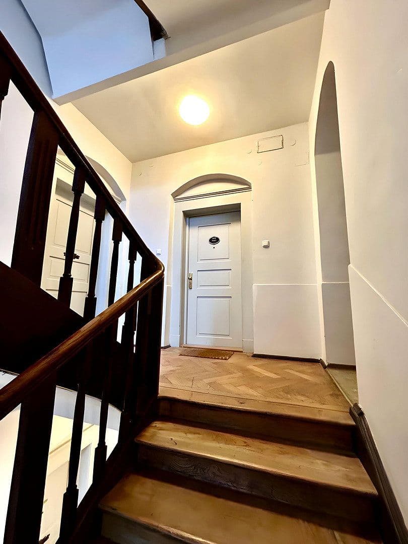 Pronájem bytu 3+kk 110 m², Valleystraße 19, München, Bavorsko Pronájem bytu 3+kk 110 m², Valleystraße 19, München, Bavorsko