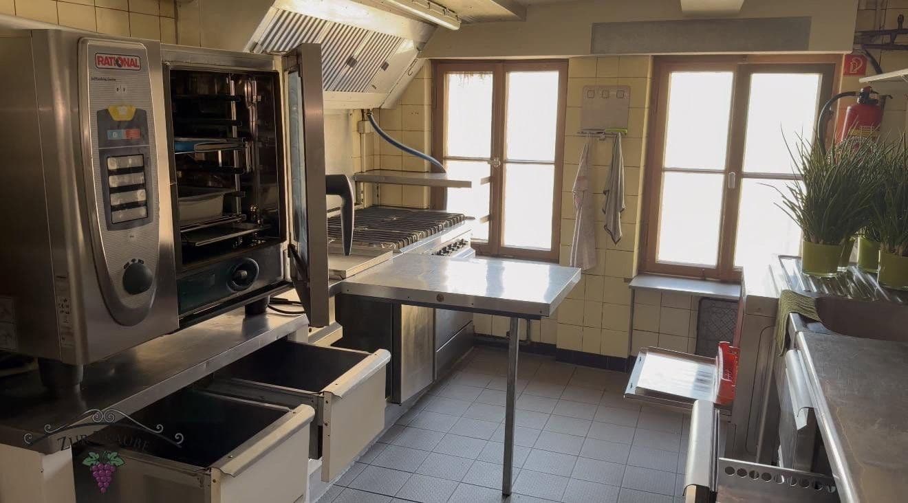 Pronájem nebytového prostoru 200 m², Ringstraße 50, Winnenden, Bádensko-Württembersko Pronájem nebytového prostoru 200 m², Ringstraße 50, Winnenden, Bádensko-Württembersko