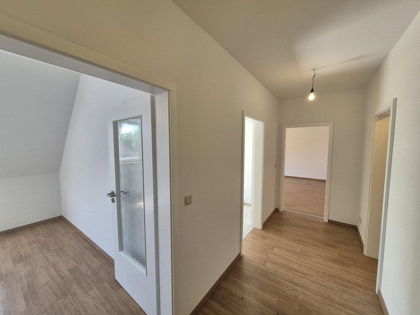 Pronájem bytu 3+1 58 m², Dorfstraße 25, Moisburg, Dolní Sasko Pronájem bytu 3+1 58 m², Dorfstraße 25, Moisburg, Dolní Sasko
