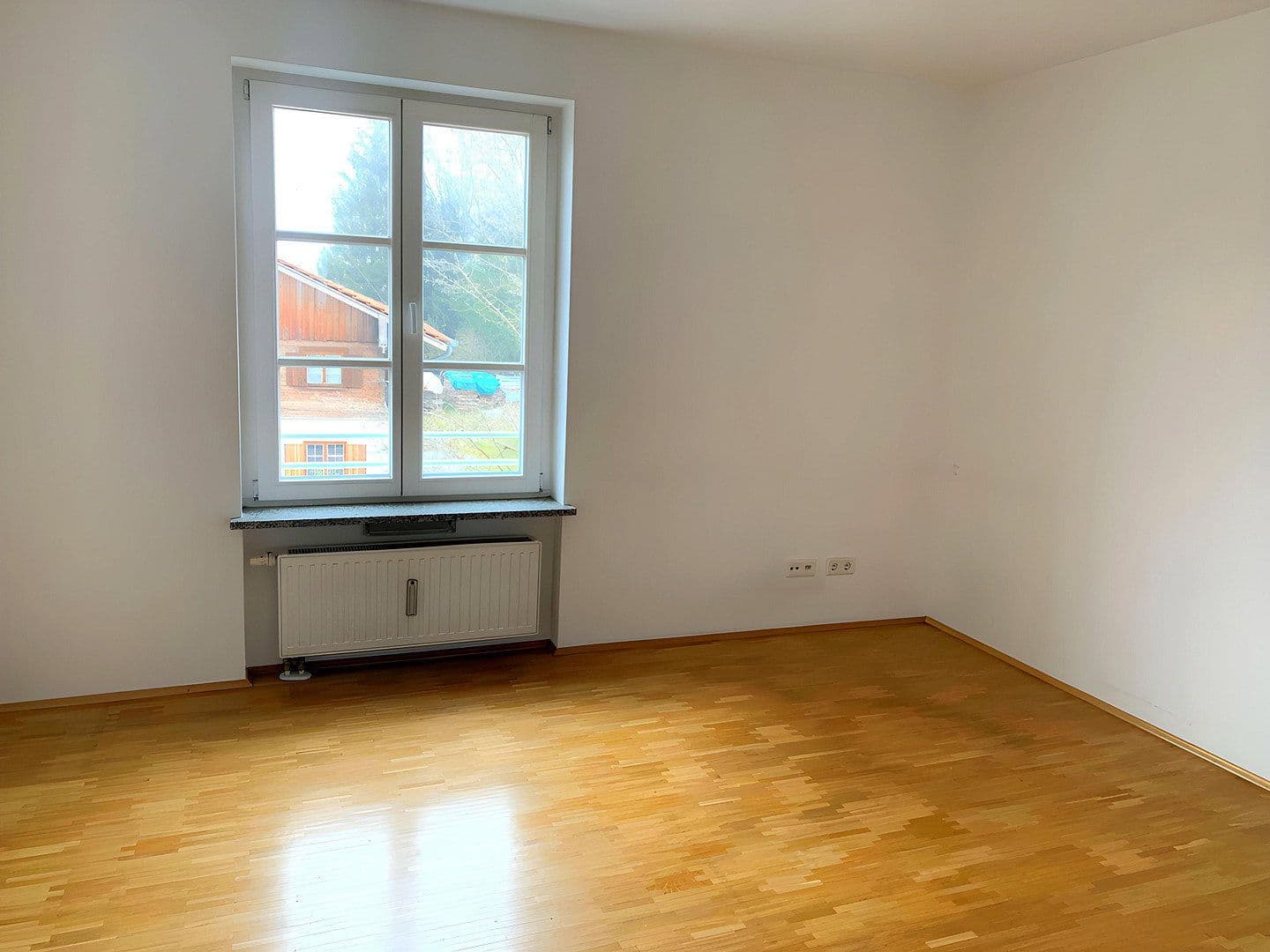 Pronájem bytu 3+1 84 m², Schlossstr. 13b, Egmating, Ebersberg, Bavorsko Pronájem bytu 3+1 84 m², Schlossstr. 13b, Egmating, Ebersberg, Bavorsko