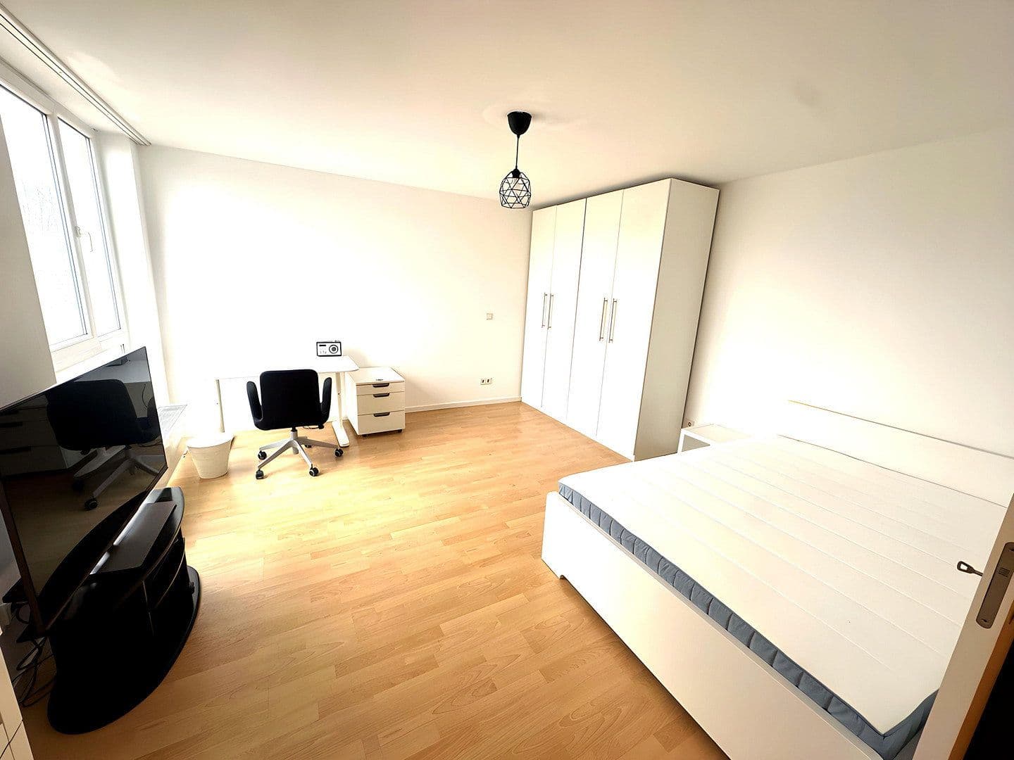 Pronájem bytu 2+1 55 m², Universitätsstraße 3, Regensburg, Bavorsko Pronájem bytu 2+1 55 m², Universitätsstraße 3, Regensburg, Bavorsko