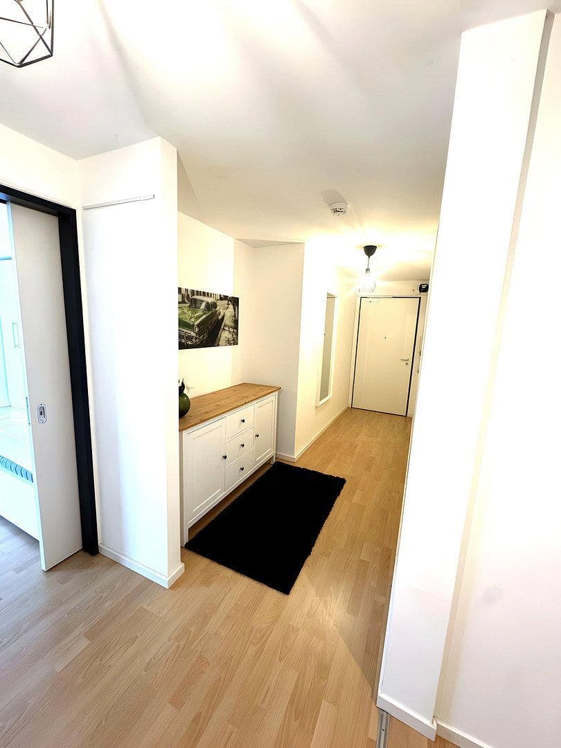 Pronájem bytu 2+1 55 m², Universitätsstraße 3, Regensburg, Bavorsko Pronájem bytu 2+1 55 m², Universitätsstraße 3, Regensburg, Bavorsko