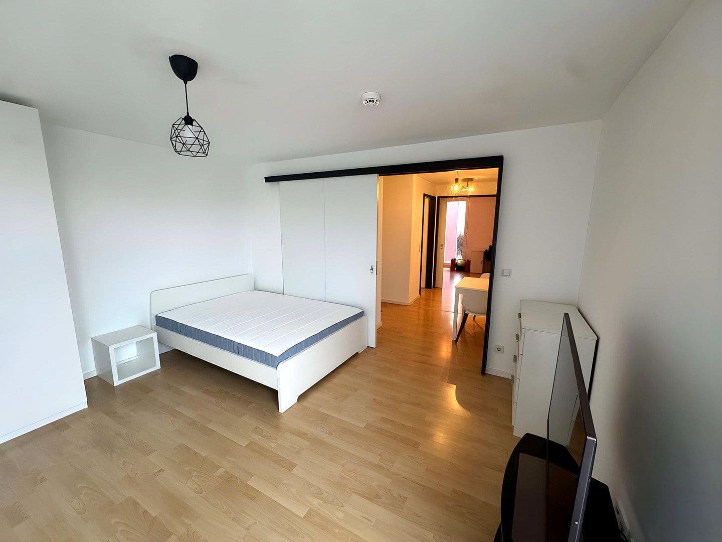 Pronájem bytu 2+1 55 m², Universitätsstraße 3, Regensburg, Bavorsko Pronájem bytu 2+1 55 m², Universitätsstraße 3, Regensburg, Bavorsko