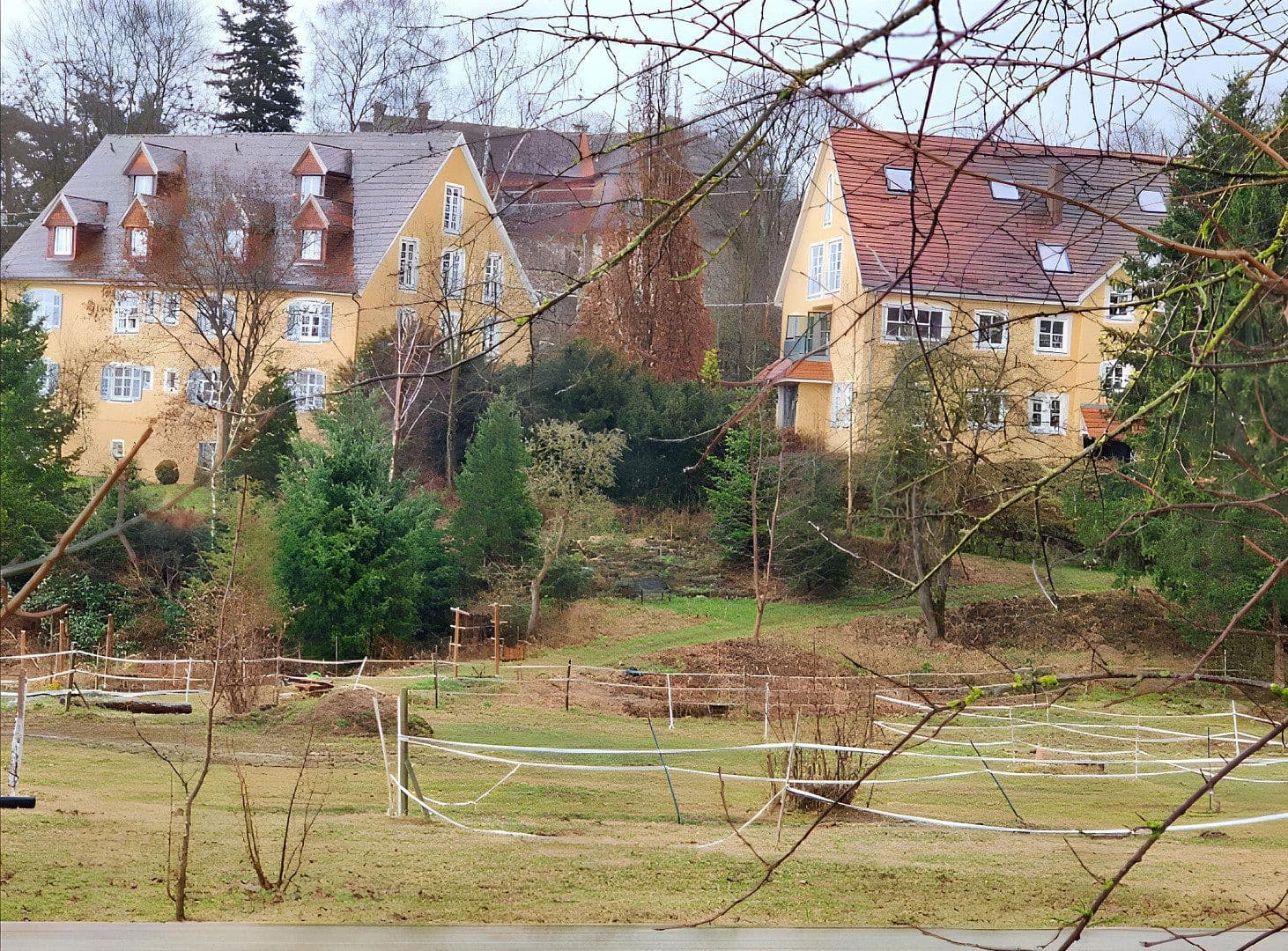 Pronájem bytu 3+1 130 m², Schlossberg 22, Oberstadion, Bádensko-Württembersko Pronájem bytu 3+1 130 m², Schlossberg 22, Oberstadion, Bádensko-Württembersko