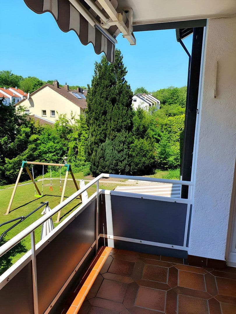 Pronájem bytu 2+kk 80 m², Usedomstraße 8, Stuttgart, Bádensko-Württembersko Pronájem bytu 2+kk 80 m², Usedomstraße 8, Stuttgart, Bádensko-Württembersko