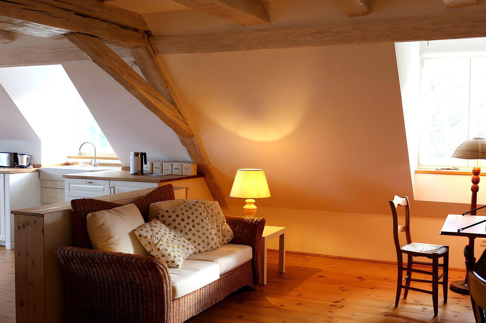 Pronájem bytu 3+1 130 m², Schlossberg 22, Oberstadion, Bádensko-Württembersko Pronájem bytu 3+1 130 m², Schlossberg 22, Oberstadion, Bádensko-Württembersko