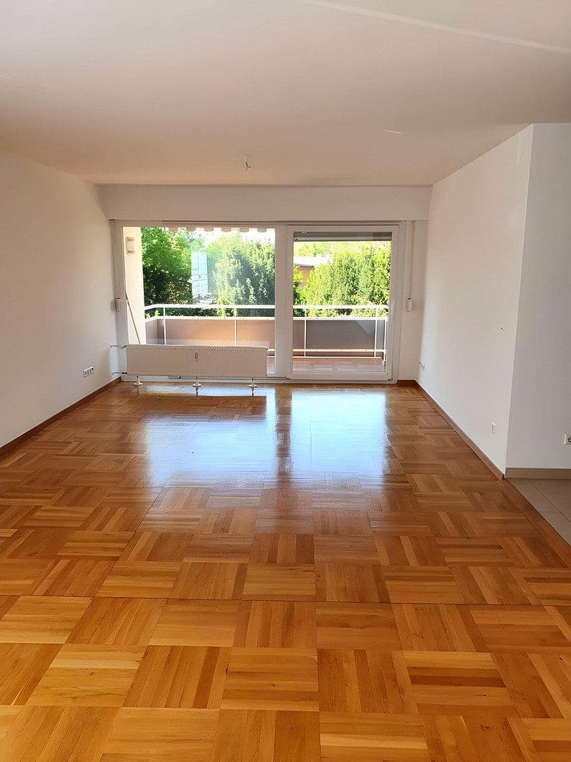 Pronájem bytu 2+kk 80 m², Usedomstraße 8, Stuttgart, Bádensko-Württembersko Pronájem bytu 2+kk 80 m², Usedomstraße 8, Stuttgart, Bádensko-Württembersko