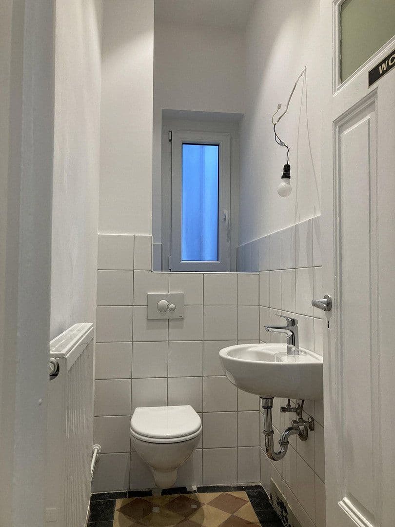 Pronájem bytu 1+1 31 m², Karlstr. 64, Karlsruhe, Bádensko-Württembersko Pronájem bytu 1+1 31 m², Karlstr. 64, Karlsruhe, Bádensko-Württembersko