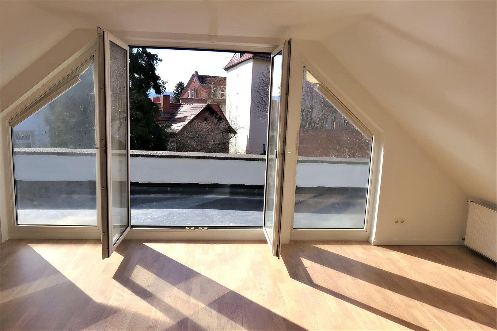 Pronájem bytu 4+1 92 m², Friedländer Weg 62, Göttingen, Dolní Sasko Pronájem bytu 4+1 92 m², Friedländer Weg 62, Göttingen, Dolní Sasko
