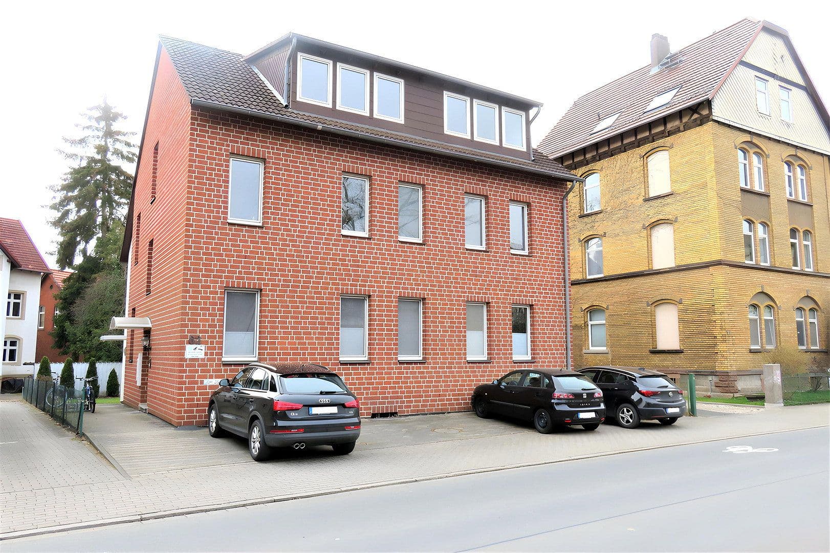Pronájem bytu 4+1 92 m², Friedländer Weg 62, Göttingen, Dolní Sasko Pronájem bytu 4+1 92 m², Friedländer Weg 62, Göttingen, Dolní Sasko