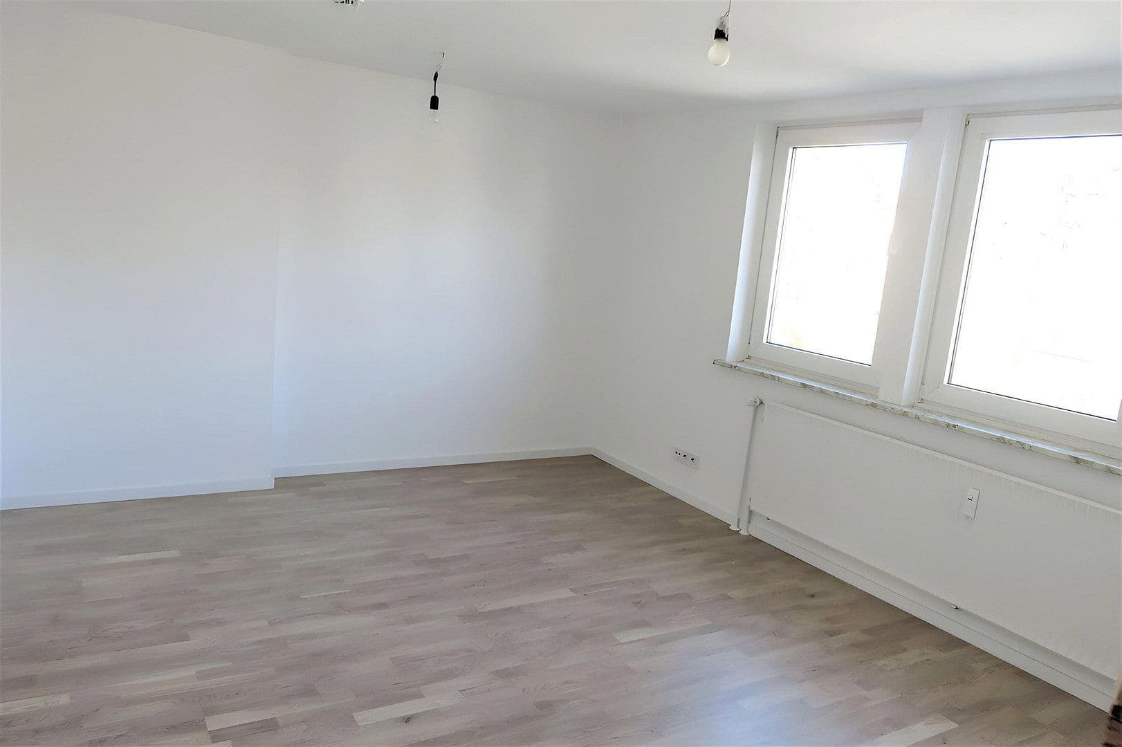Pronájem bytu 4+1 92 m², Friedländer Weg 62, Göttingen, Dolní Sasko Pronájem bytu 4+1 92 m², Friedländer Weg 62, Göttingen, Dolní Sasko