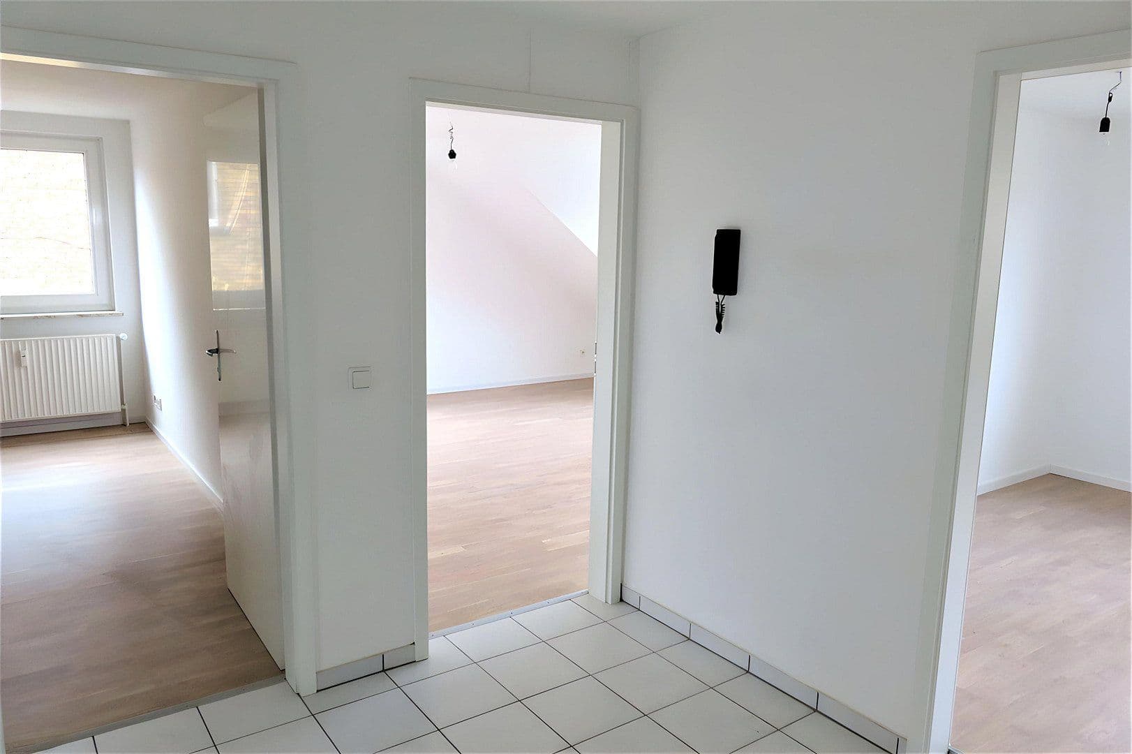 Pronájem bytu 4+1 92 m², Friedländer Weg 62, Göttingen, Dolní Sasko Pronájem bytu 4+1 92 m², Friedländer Weg 62, Göttingen, Dolní Sasko