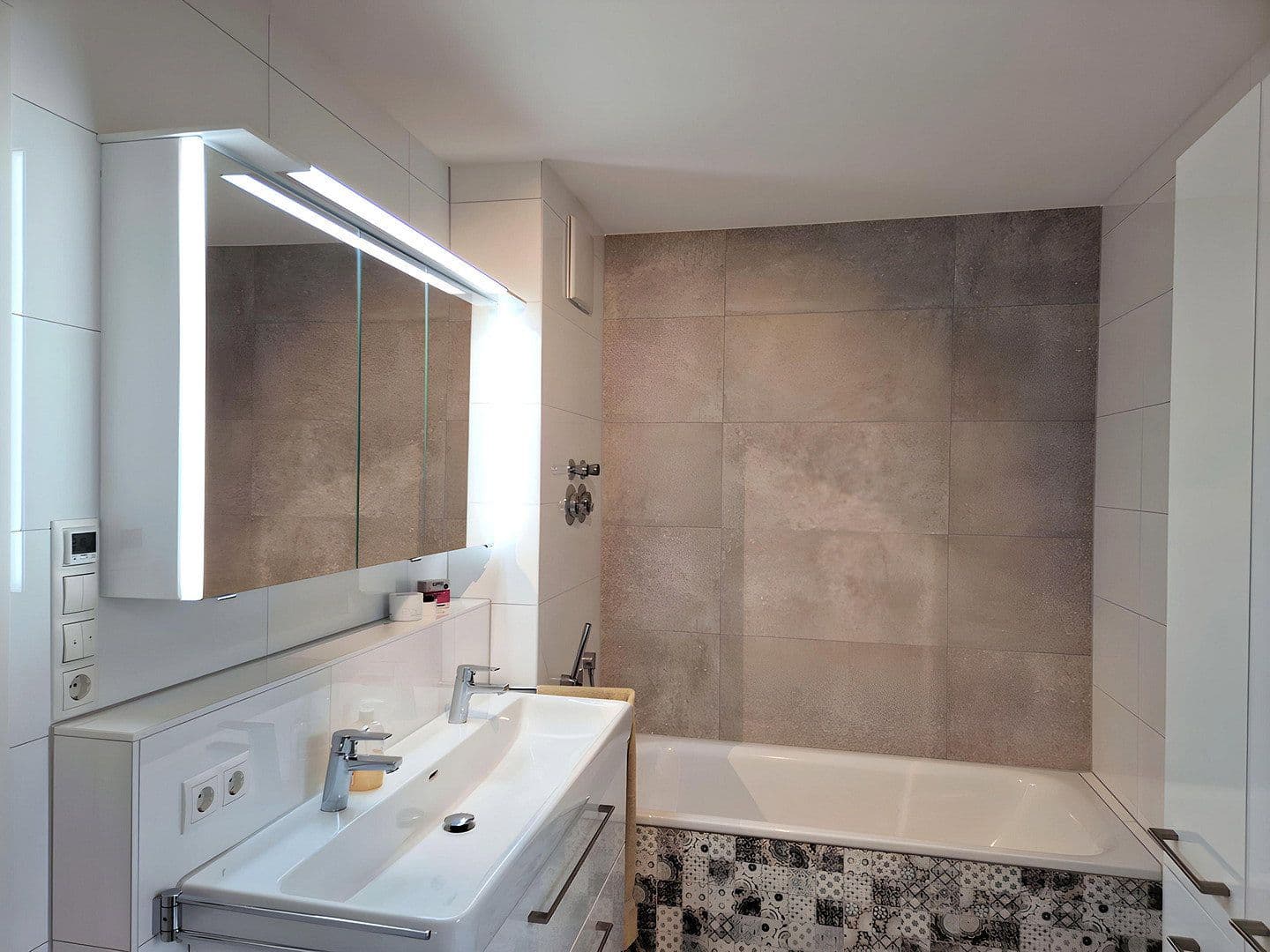 Pronájem bytu 4+1 123 m², Salinenstraße 14, Bad Rappenau, Bádensko-Württembersko Pronájem bytu 4+1 123 m², Salinenstraße 14, Bad Rappenau, Bádensko-Württembersko
