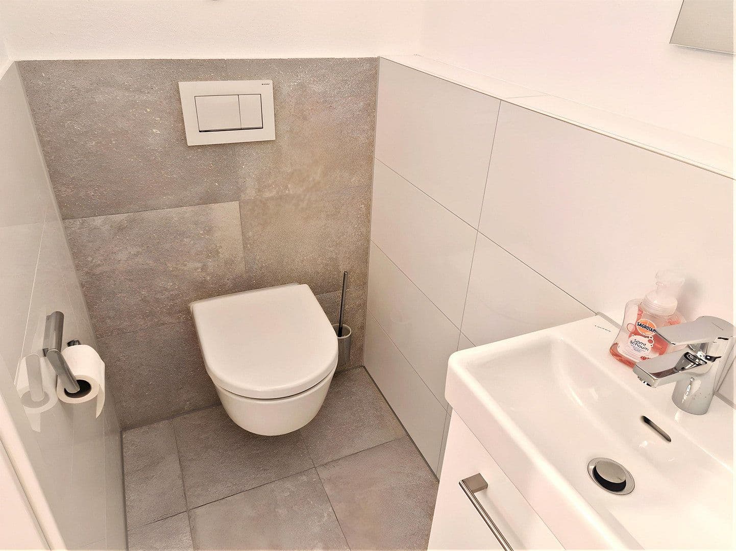 Pronájem bytu 4+1 123 m², Salinenstraße 14, Bad Rappenau, Bádensko-Württembersko Pronájem bytu 4+1 123 m², Salinenstraße 14, Bad Rappenau, Bádensko-Württembersko