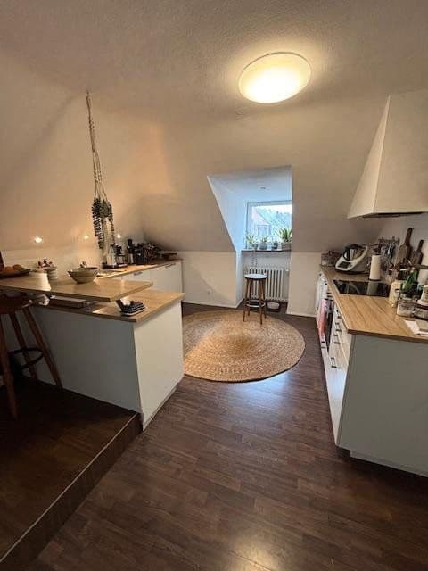 Pronájem bytu 2+kk 123 m², Köln, Severní Porýní-Vestfálsko Pronájem bytu 2+kk 123 m², Köln, Severní Porýní-Vestfálsko