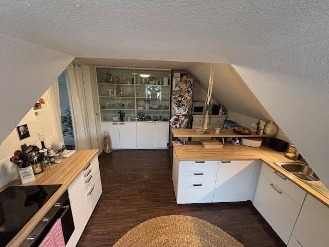 Pronájem bytu 2+kk 123 m², Köln, Severní Porýní-Vestfálsko Pronájem bytu 2+kk 123 m², Köln, Severní Porýní-Vestfálsko