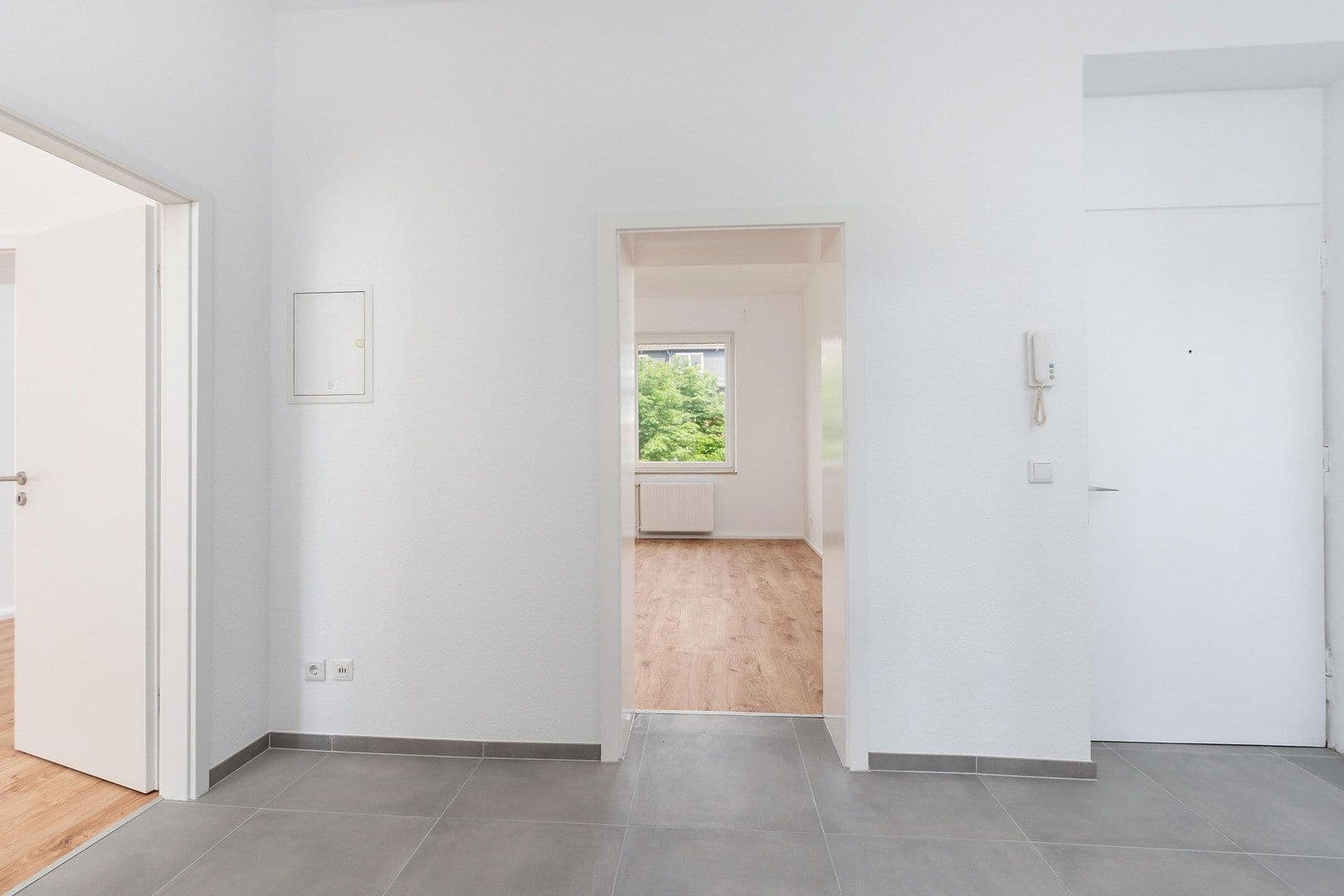 Prodej bytu 3+1 76 m², Kopernikusstr. 57, Düsseldorf, Severní Porýní-Vestfálsko Prodej bytu 3+1 76 m², Kopernikusstr. 57, Düsseldorf, Severní Porýní-Vestfálsko