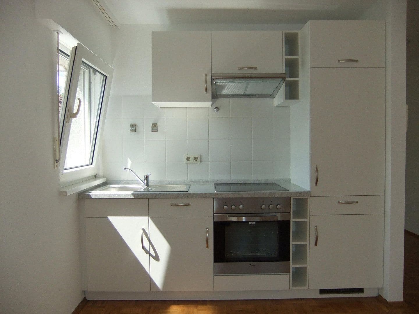 Pronájem bytu 1+1 29 m², Mainz, Porýní-Falc Pronájem bytu 1+1 29 m², Mainz, Porýní-Falc