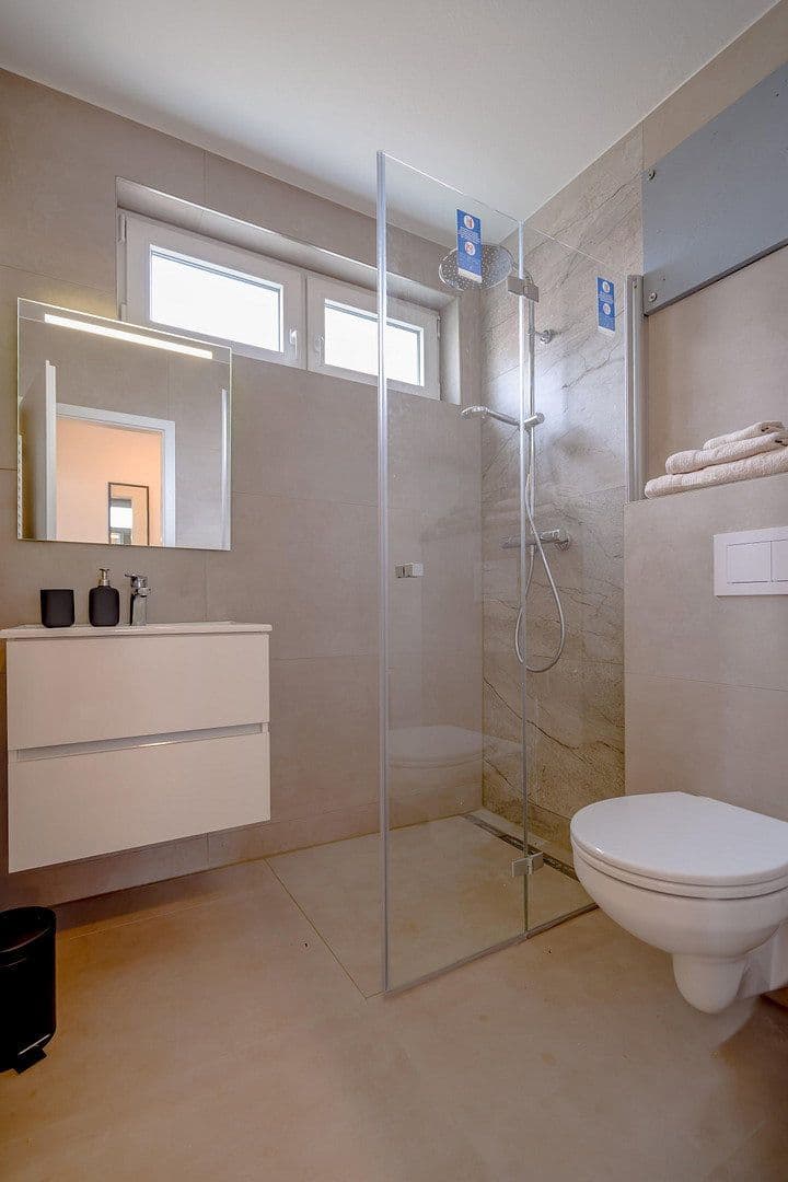 Prodej bytu 1+1 34 m², Sigmund-Freud-Straße 105, Frankfurt, Hessen Prodej bytu 1+1 34 m², Sigmund-Freud-Straße 105, Frankfurt, Hessen