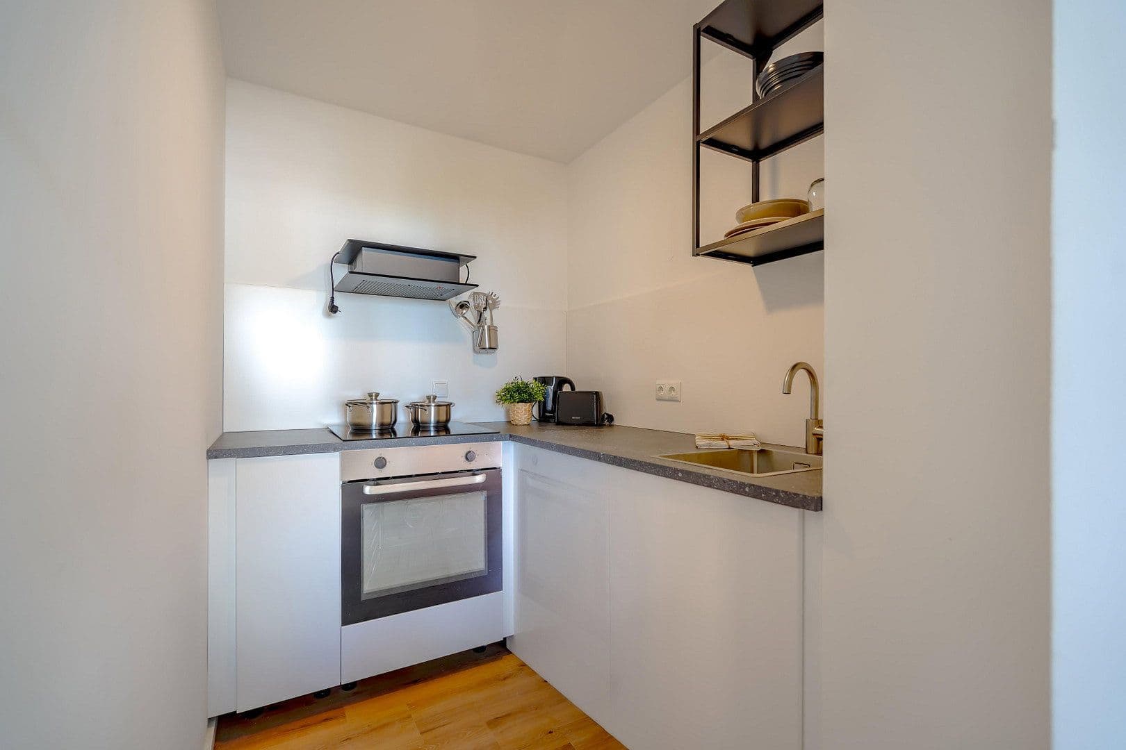 Prodej bytu 1+1 34 m², Sigmund-Freud-Straße 105, Frankfurt, Hessen Prodej bytu 1+1 34 m², Sigmund-Freud-Straße 105, Frankfurt, Hessen