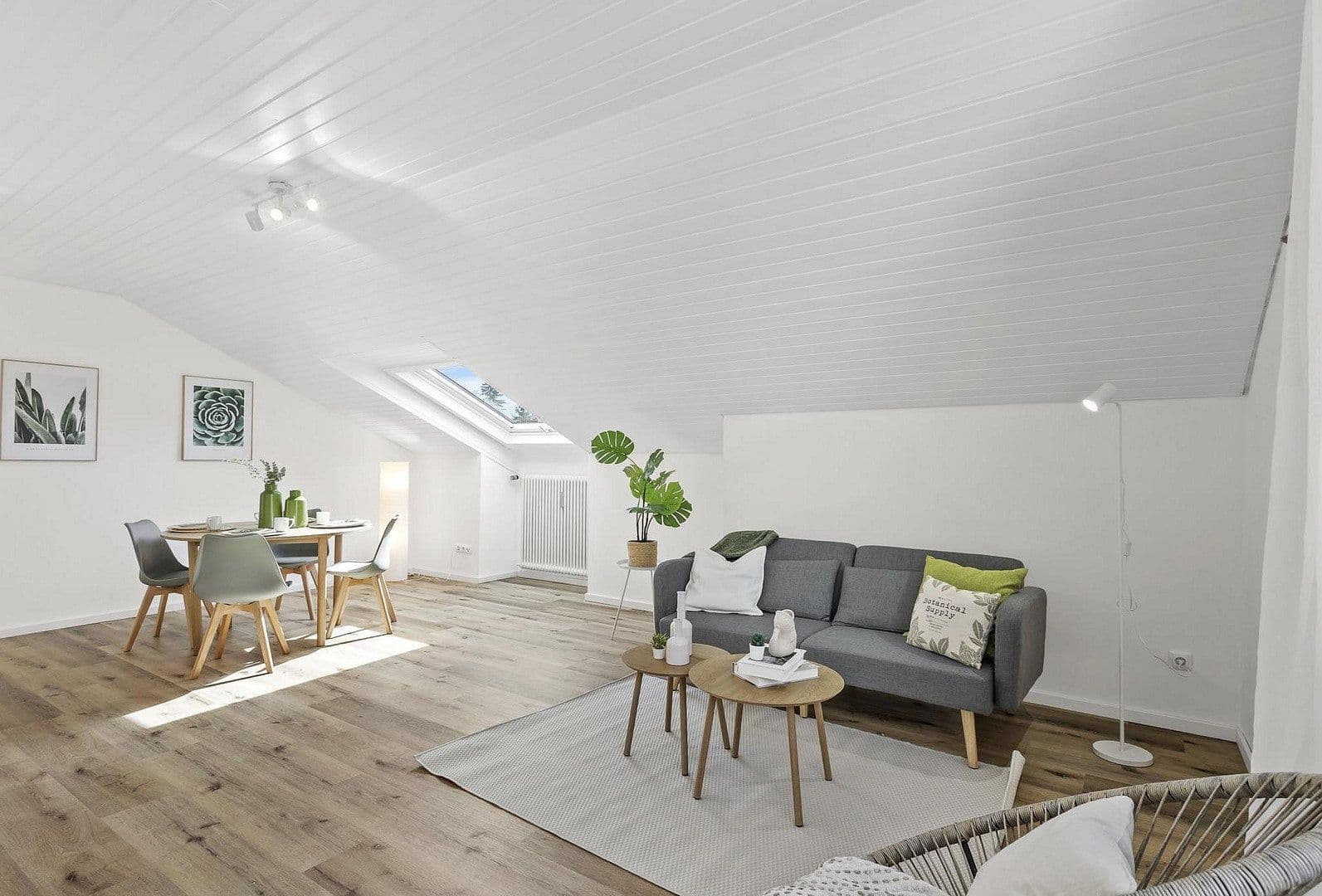 Prodej bytu 3+1 89 m², Neutraubling, Bavorsko Prodej bytu 3+1 89 m², Neutraubling, Bavorsko