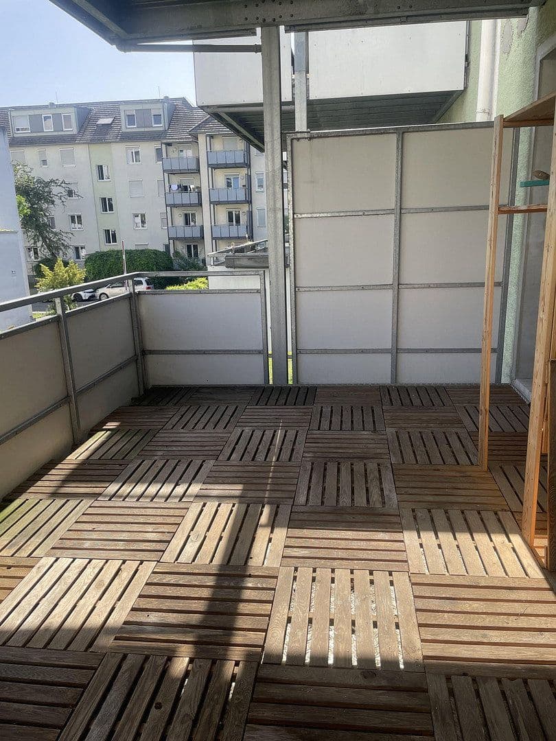 Pronájem bytu 2+1 55 m², Julius-Reiber-Str. 38, Darmstadt, Hessen Pronájem bytu 2+1 55 m², Julius-Reiber-Str. 38, Darmstadt, Hessen