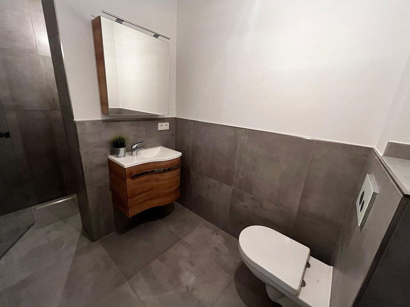 Prodej bytu 3+kk 103 m², Meisenweg 8, Röttenbach, Bavorsko Prodej bytu 3+kk 103 m², Meisenweg 8, Röttenbach, Bavorsko